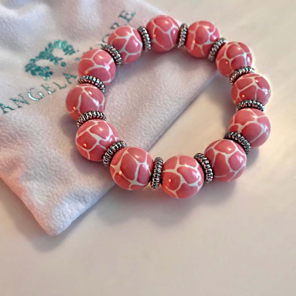 Giraffe Pink Classic Bead Bracelet